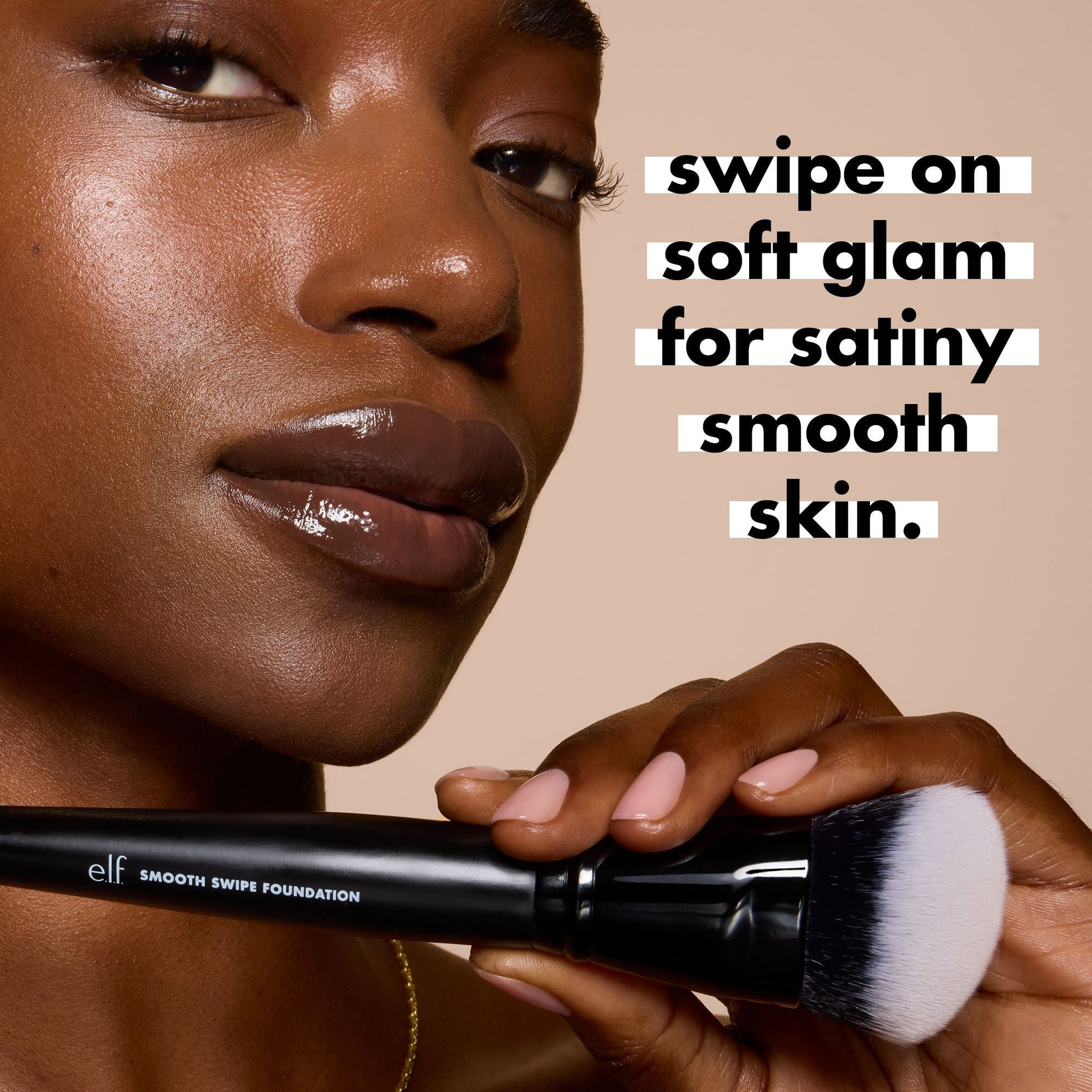 smooth-swipe-foundation-brush-m5 0925_EDUCATION_SMOOTHSWIPEFOUNDATIONBRUSH_PAIRING_20FOUNDATION_20_20BRUSH_20OPTION2.jpg