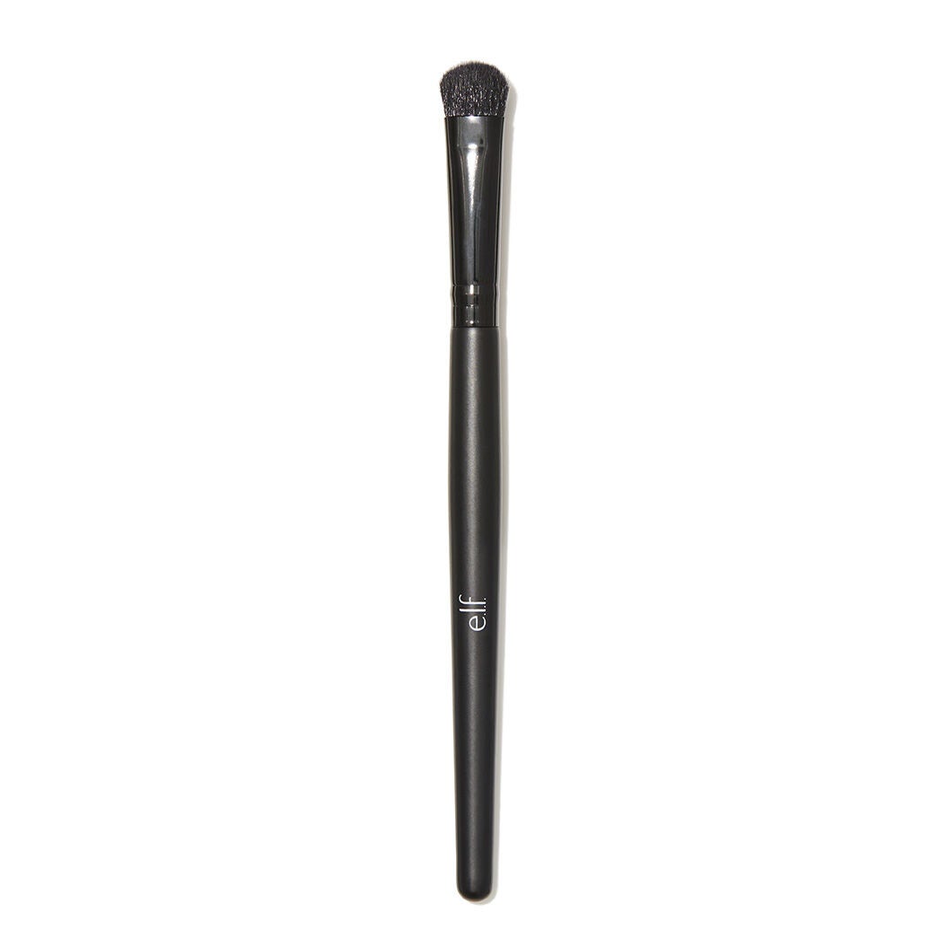 eyeshadow-c-brush-p1 84008_EyeshadowCBrush_v1wA.jpg